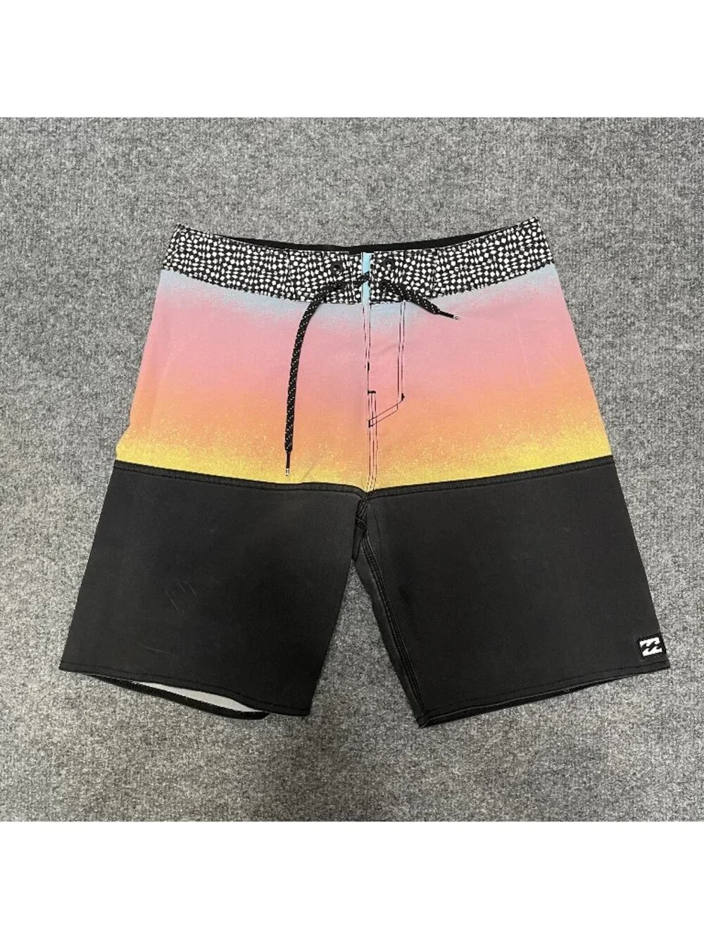 Billabong Fifty50 Pro Boys Swim Trunks Gradient Black Board Shorts Size 25